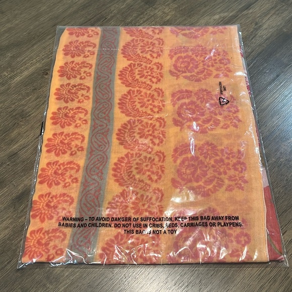 J. Jill Print Scarf Color Shrimp Brand New with Tags - Picture 2 of 4